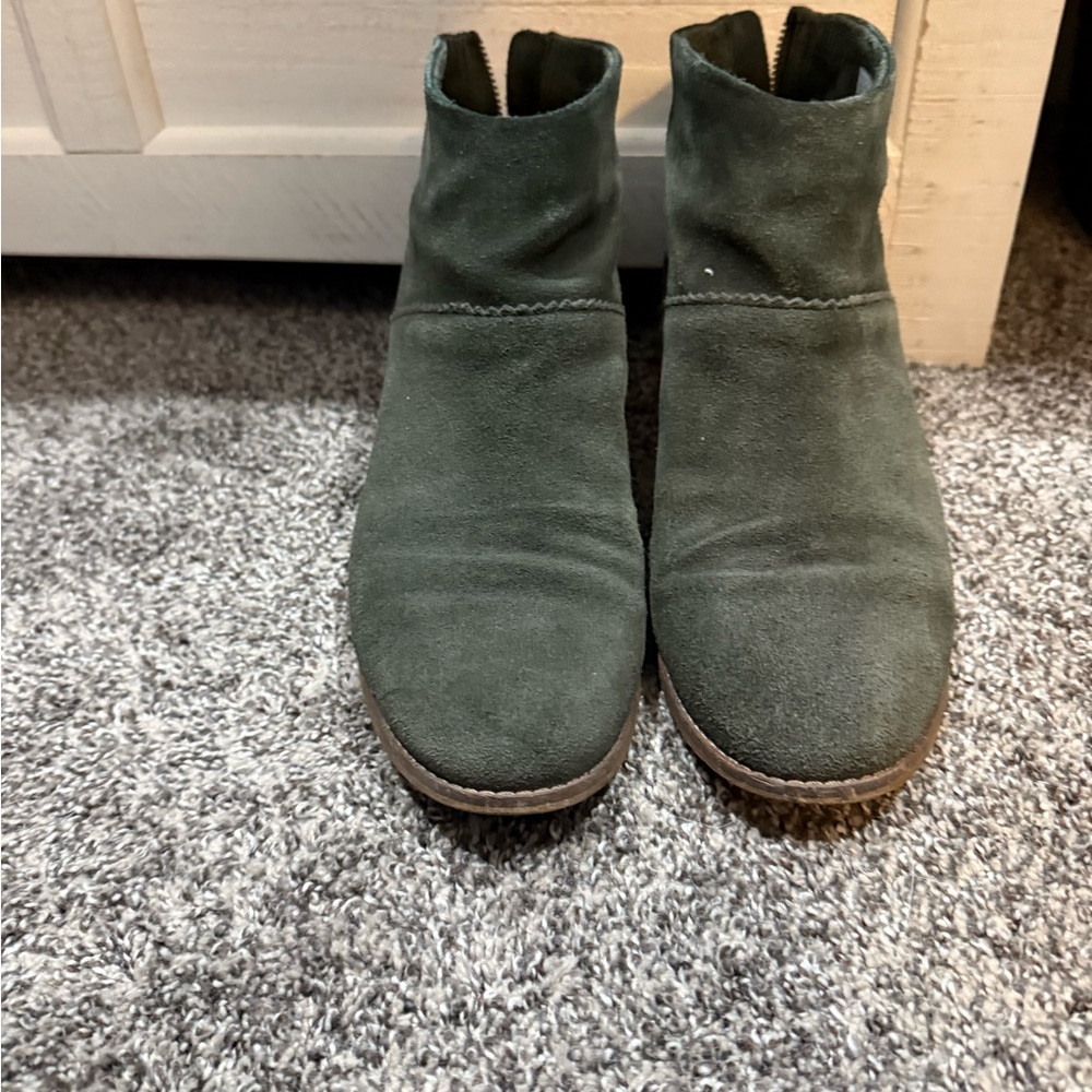 TOMS Women's Grey Ankle Boots